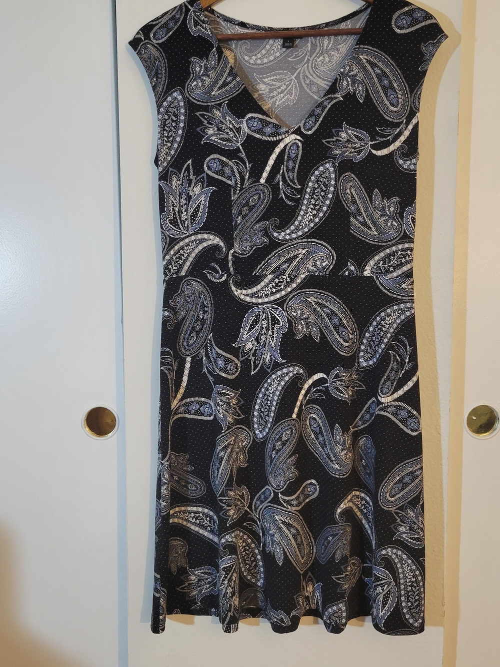 Ann Taylor Factory Black Paisley V-Neck A-Line Dress